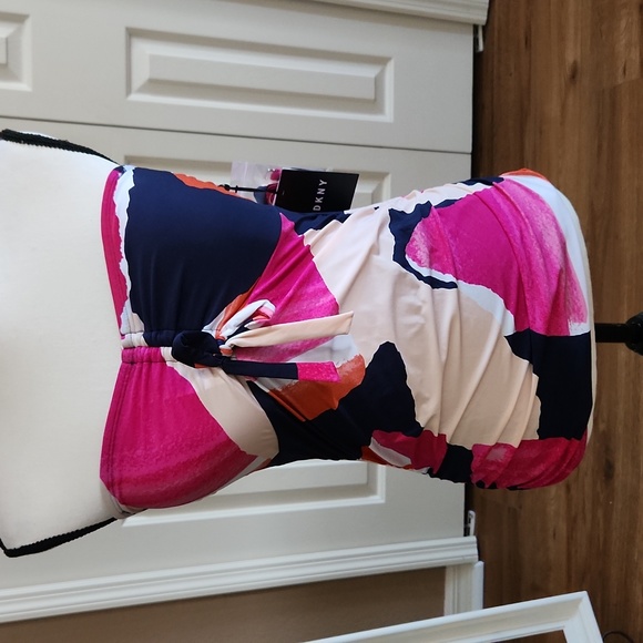 DYNK, NWT, Women's Swimsuit 🩱 Top, Size Large, Pink, Navy - Picture 1 of 12